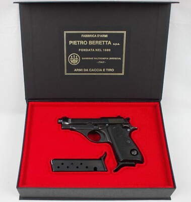 PIETRO BERETTA モデルガン ハードケース付き PIETRO BERETTA モデルガン ハードケース付き Pietro Beretta ガン