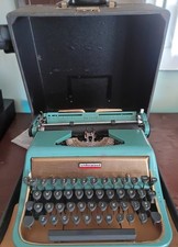 1950s Underwood Golden Touch Hideaway Vintage Portable Typewriter thumbnail