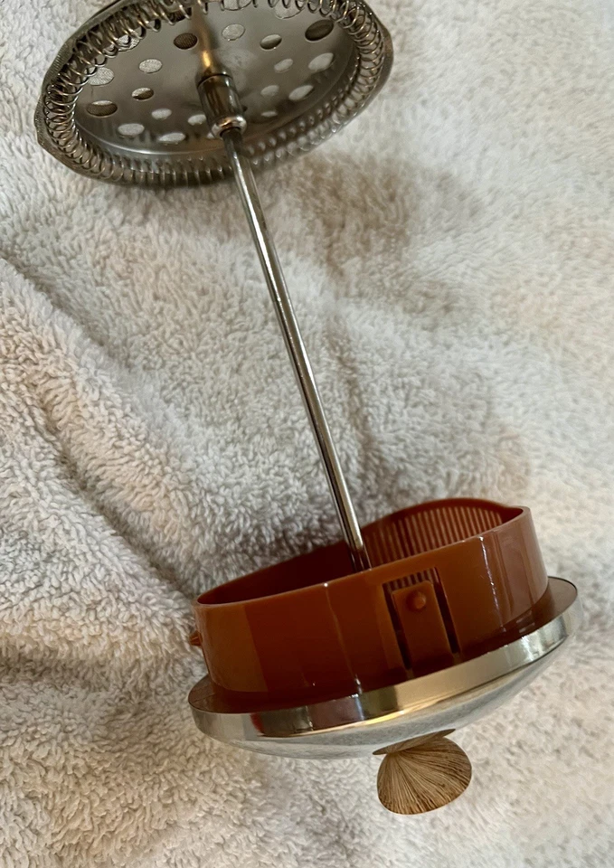 Prensa francesa de café y té Hario Olivewood Cafepress Foto 3 de 4