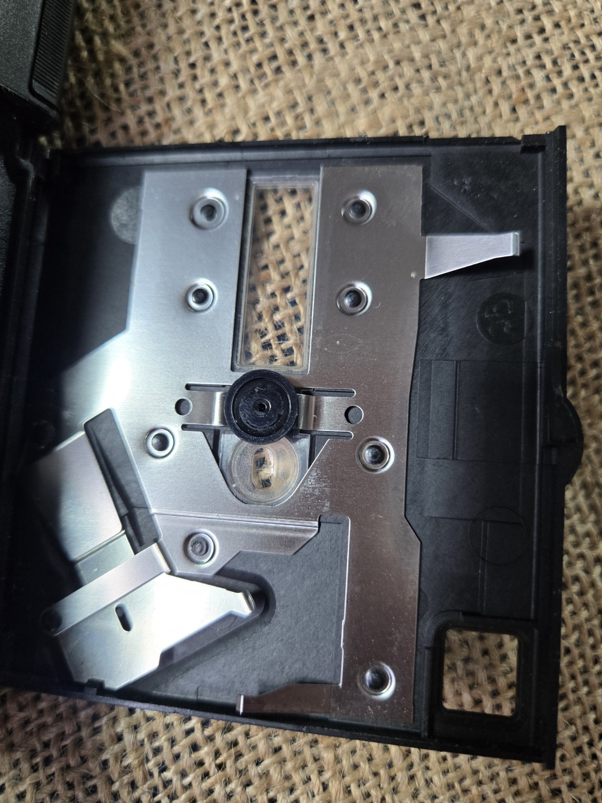 Vintage Kodak Disc 3500 Film Camera - Collector's Item / For Parts image 7