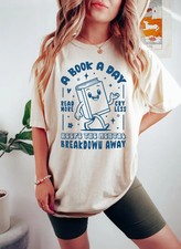 Book Day Reading Lover Comfort Tee Gift For Bookworm Reader