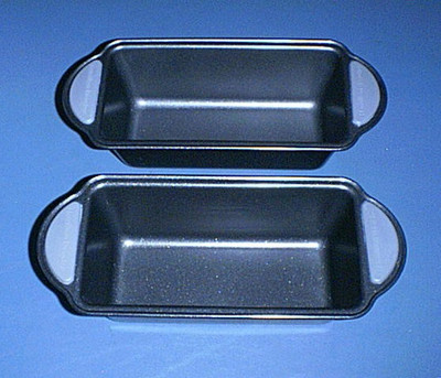 HAMILTON BEACH Non-Stick Stainless Bread/Cake Loaf Baking Pans wSilicone Handles
