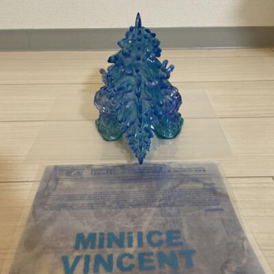 INSTINCTOY mini ice VINCENT 1st colorソフビ MINI ICE VINCENT 1st colour THE ICE by Instinctoy - The Toy Chronicle