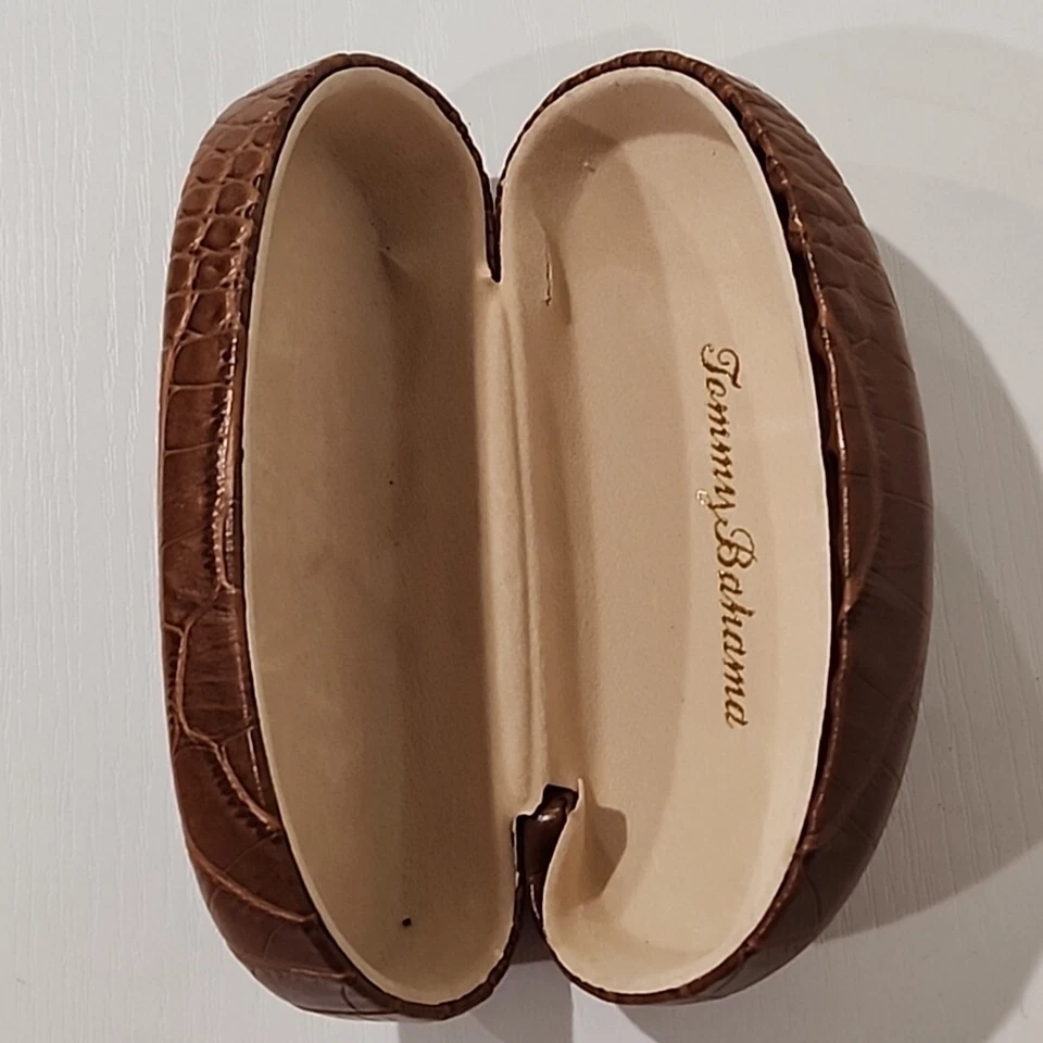 Estuche para gafas con estampado de reptiles Tommy Bahama, carcasa dura, tiene defecto menor Foto 4 de 4