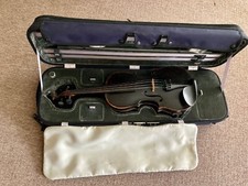 Antique 4/4 Violin in Great Condition  Case  Shoulder Rest