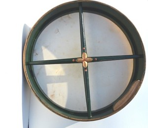 VINTAGE FOLK ART HAND PAINTED IRISH /CELTIC DRUM AS FOUND 