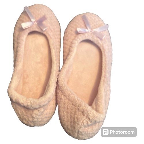 Women's Pink House Slippers - Picture 4 of 4