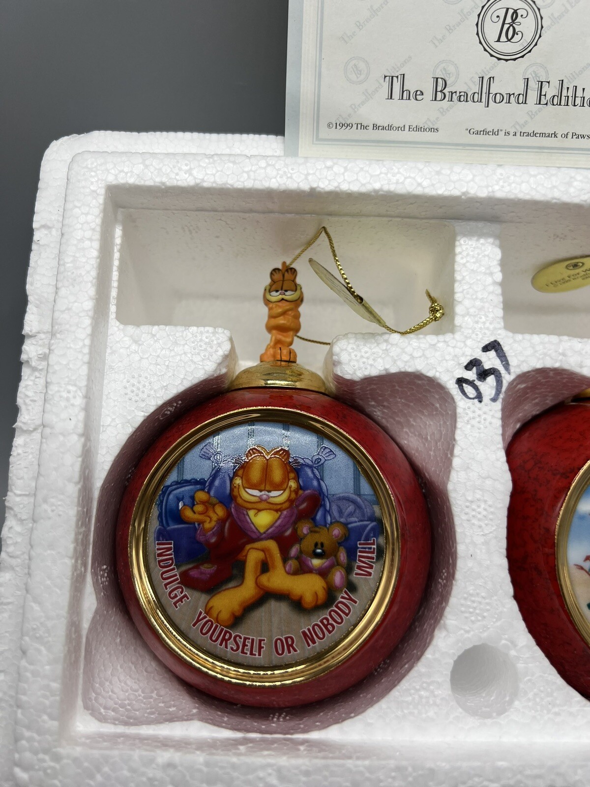 Bradford Exchange 1999 Garfield Heirloom Porcelain Ornaments 3rd Issue NEW! - Picture 3 of 6