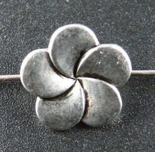 60pcs Tibetan Silver Flower Pendants 14x5mm ZN46299