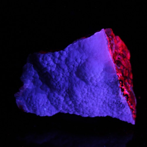 SMITHSONITE. Buena Tierra Mine, Santa Eulalia, Chihuahua, Mexico