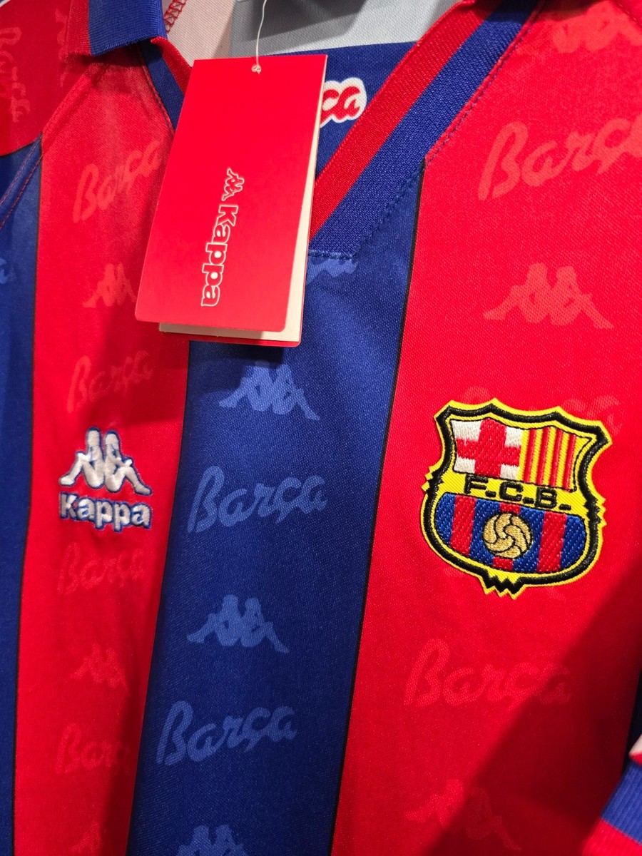 Barcelona FC Home 96/97 - Retro - Soccer - STOICHKOV # 8 - XL (Run