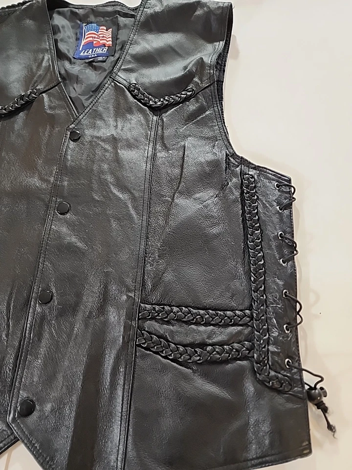 男式美国皮革黑色摩托车背心编织扣前骑手背心尺寸 XL — 第 4/4 张图片