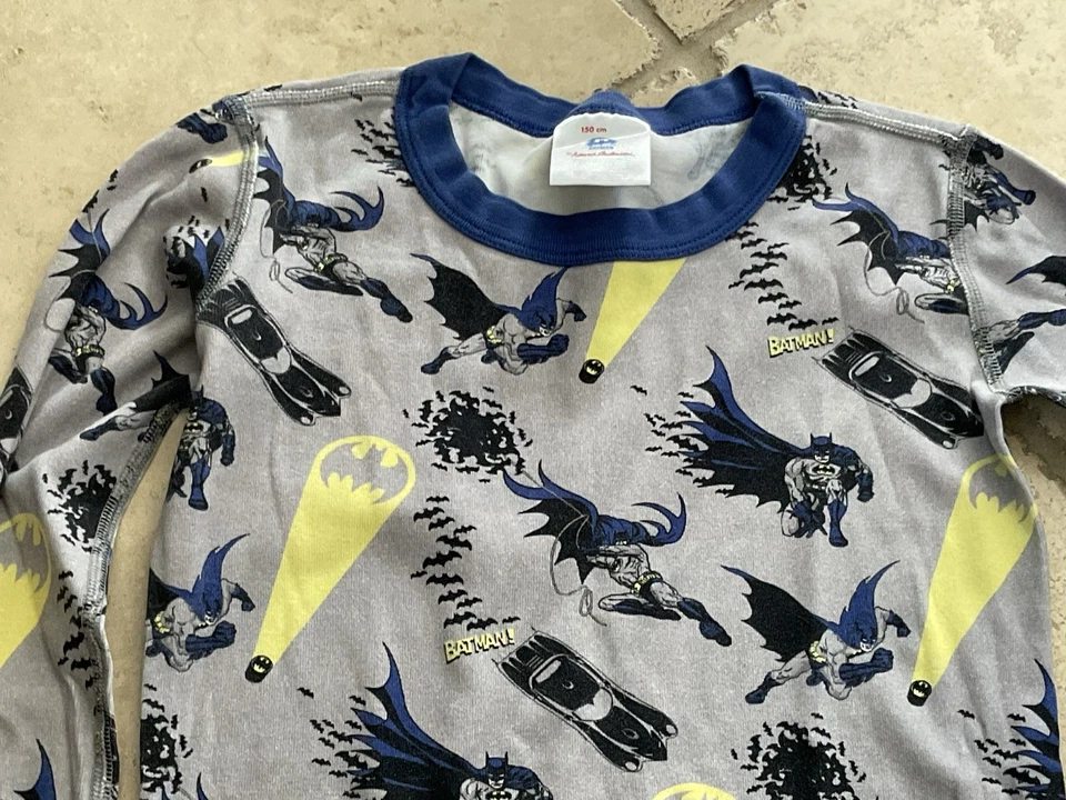 HANNA ANDERSSON Batman Black/Gray Organic pajamas, Size 150 (12) - Image 4 of 4