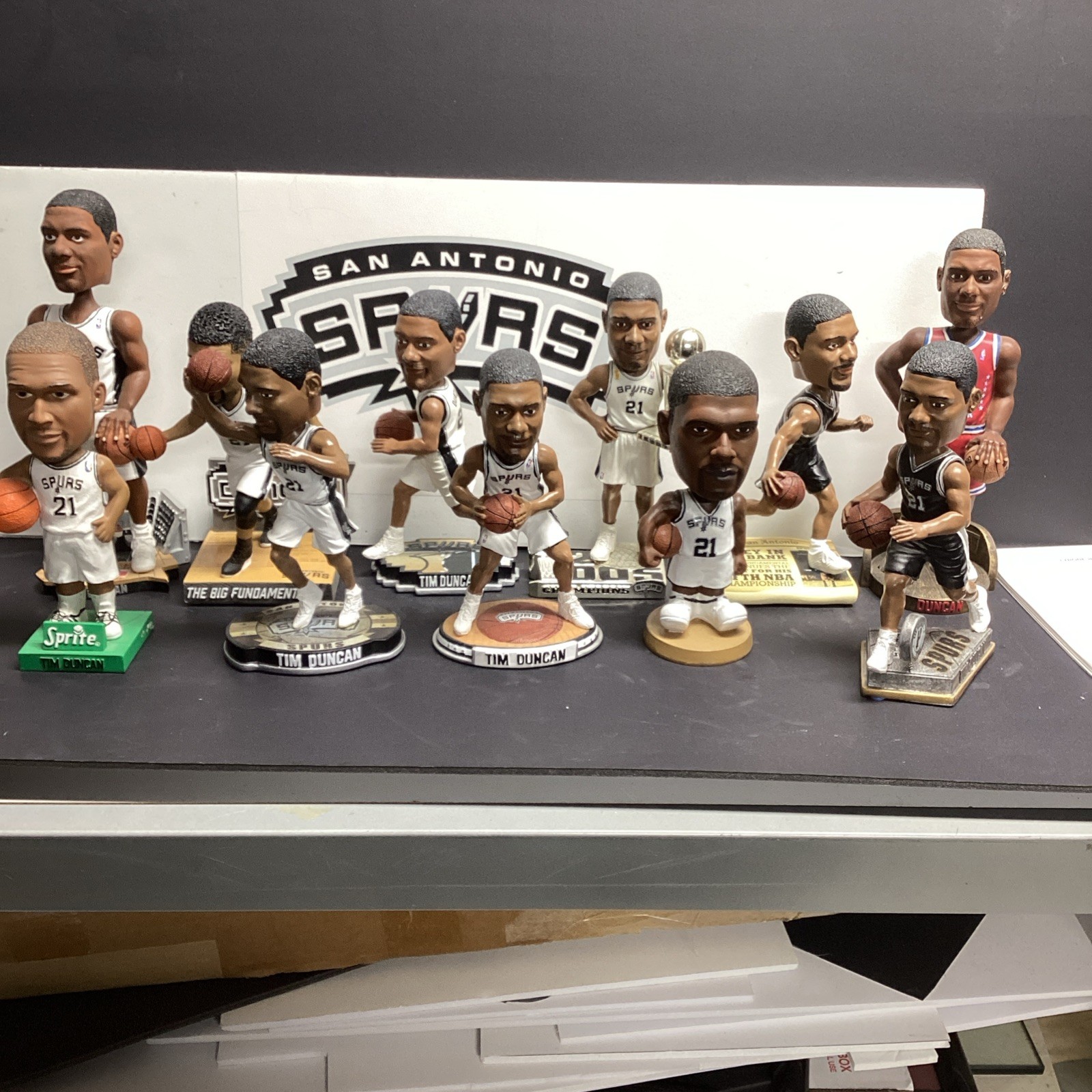 San Antonio Spurs 10 Tim Duncan Bobblehead Bundle #1