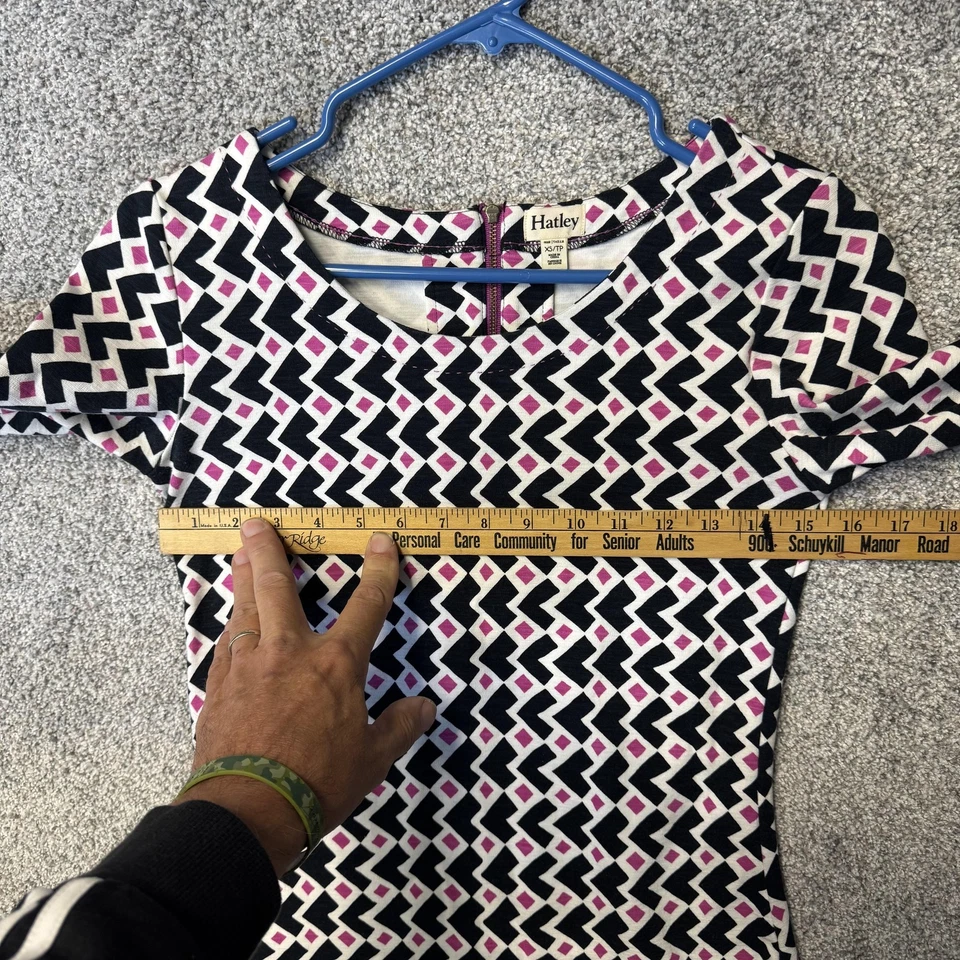 Vestido Hatley XS Mod Geométrico Retro Años 60 Preppy Elegante Oficina Bodycon Mini Elástico Foto 3 de 4