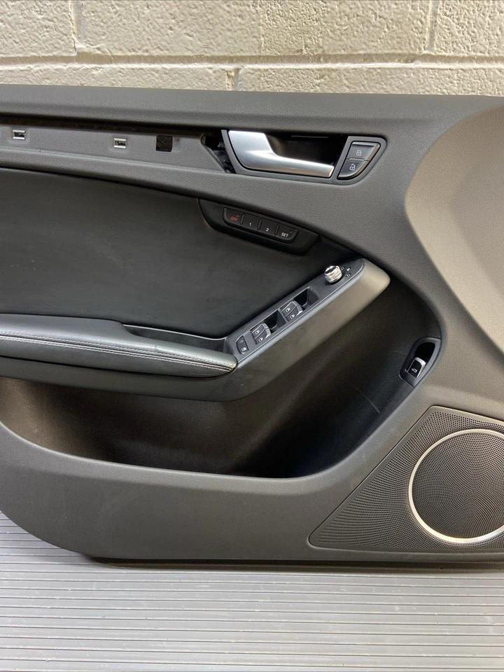 2009 - 2016 奥迪 S4 A4 B8 左前门板皮革装饰原始设备制造商 * 注 * — 第 4/4 张图片