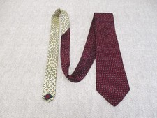 VTG Tommy Hilfiger 100 Silk Necktie Burgundy Double Pattern Made In USA 57"