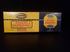 AURORA MODEL MOTORING 9 INCH TWO LANE CRISSCROSS ROADWAYS PAIR H.O. SLOT 1524
