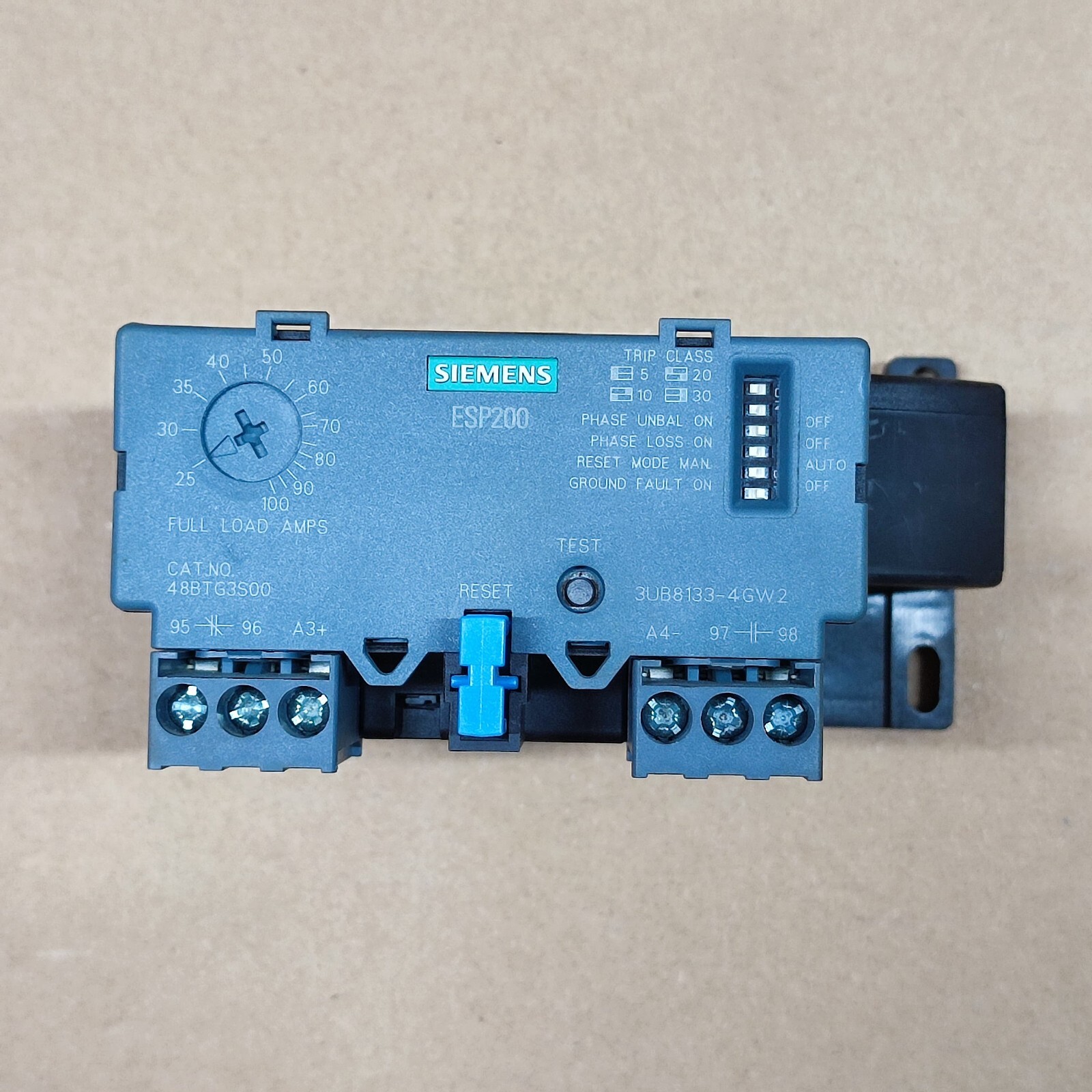 3UB8133-4GW2 SIEMENS SOLID STATE OVERLOAD RELAY 3UB8133-4GW2