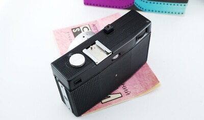 Vintage SMENA-8M LOMO 35mm film camera 40mm f4 T43 lens LOMOGRAPHY