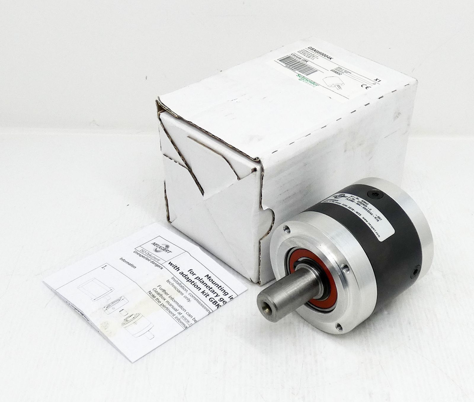 Neugart / Schneider Electric GBX080004K PLE080-004-SSSA3AE-R19 i=4 -unused/original packaging-