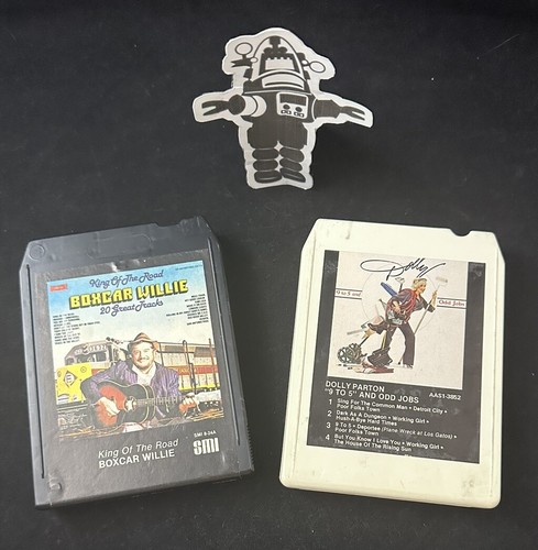 Set of 2 8 Track Tapes Dolly Parton 9 to 5 and Boxcar Willie King of the Road