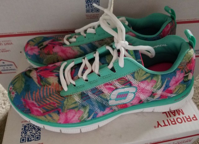 skechers memory foam 12061