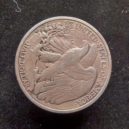 1928 S Walking Liberty Silver Half Dollar in Very Fine Condition. -#0449 - Picture 6 of 8