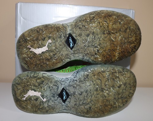 Nike Lebron XX 20 GS Stocking Stuffer Shoes Grinch Youth US 1Y RARE DQ8646-300 - Picture 5 of 6