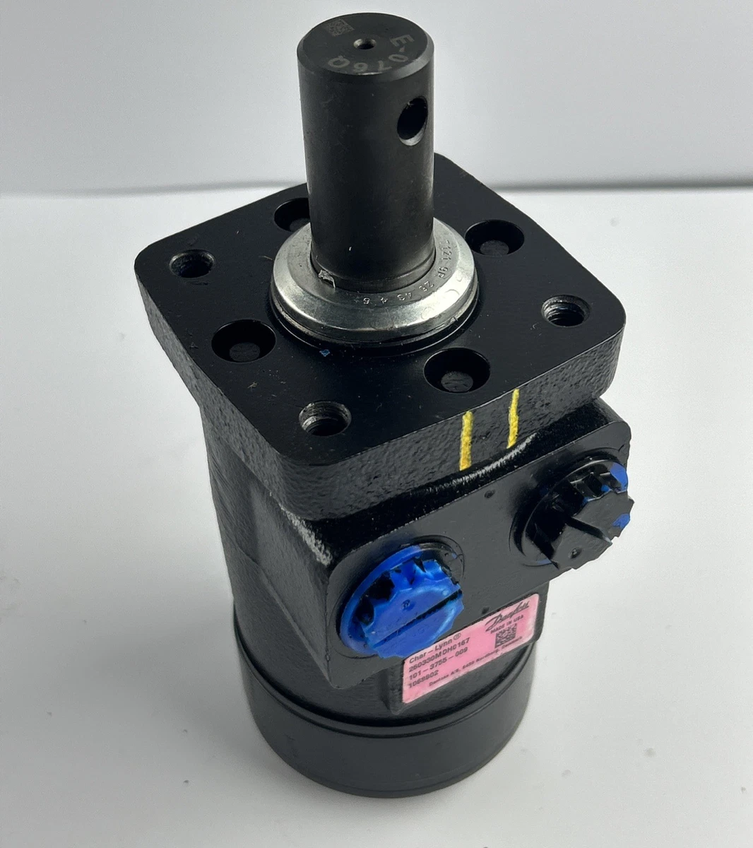 Danfoss Char-Lynn Hydraulic Motor 101-3755-009 260330M0H0167 Open Box photo 4
