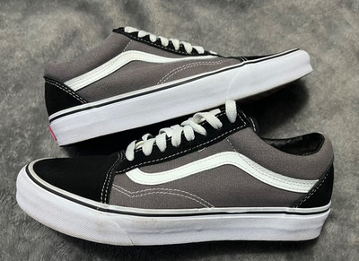 Vans Unisex Old Skool Classic Skate Shoes - Black/Pewter - Men's 8 / Women's 9.5