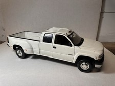 Anson Chevrolet Silverado 3500 Duramax Diesel Dually 2wd Pickup 1:18 Diecast