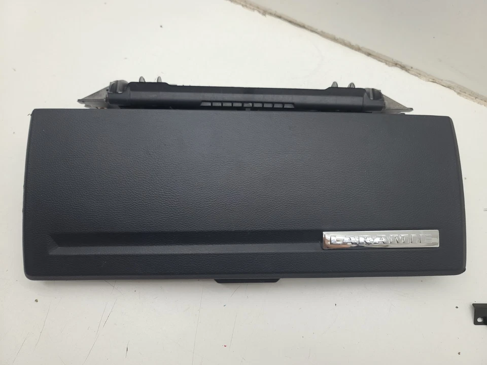 2009-2018 DODGE RAM 1500 2500 LARAMIE UPPER GLOVE BOX COVER KIT BLACK OEM - Image 3 of 4