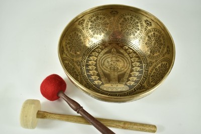 Klangschale Gravur Gottheit Durga - 1923 gr. 28 cm - Becken- /Bauchschale Klangm