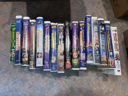 16 VHS Tapes - Wb And Others - includes Pokemon movie