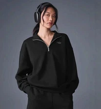 ALO 1/4 Zip Detail Pullover Sweatshirt – Loose Fit with 3D Logo