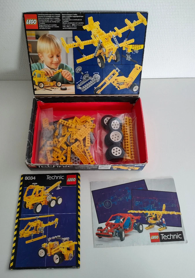 LEGO Technic 8034 Universal Building Set, photo 1 sur 3