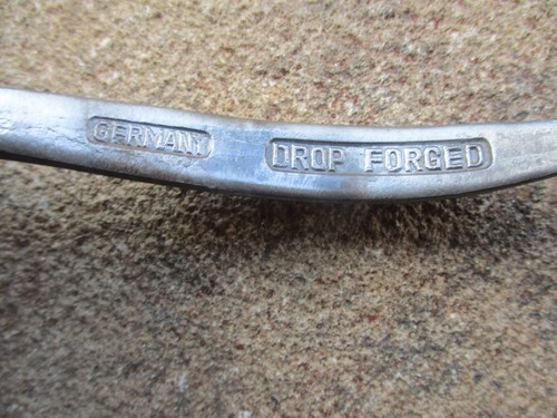 HECSHARP NEEDLE NOSE PLIERS 6" GERMAN MADE NEEDLE NOSE HECSHARP MADE IN GERMANY - Picture 9 of 13