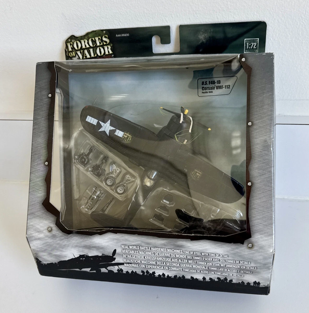 Unimax Forces of Valor 1:72 WWII US F4U-1D Corsair VMF-112 Pacific