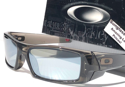 NEW Oakley GASCAN Grey Smoke POLARIZED Galaxy Chrome Mirror