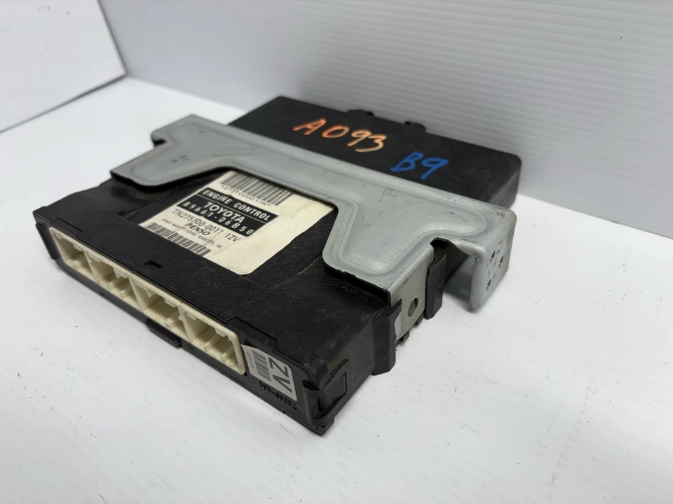 Módulo informático motor Toyota Camry 2004-2006 unidad ECM ECU 89661-06B50 OEM Foto 2 de 4
