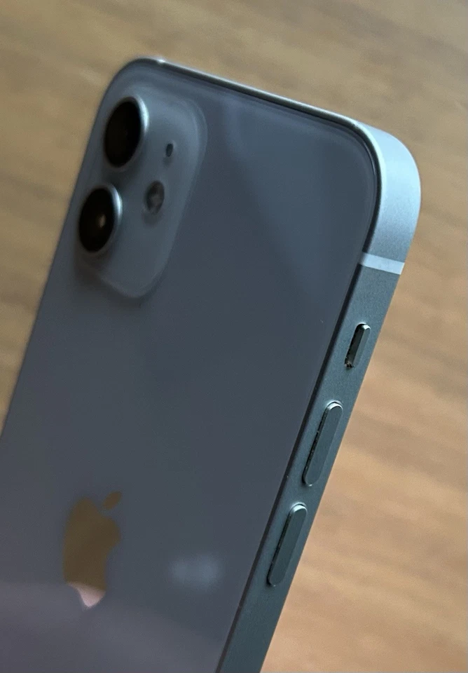 Apple iPhone 12 - 256GB - Bianco (Sbloccato) - Immagine 4 di 4