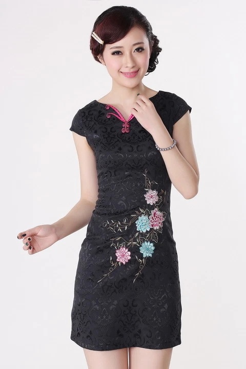 Robe Chinoise Qi-Pao Rouge Brodée En Coton - Mini Robe Courte, Tailles Au Choix