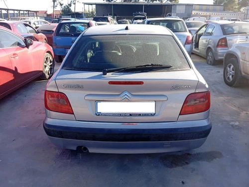 Salpicadero para CITROEN XSARA BERLINA 1.4 Chrono 2004 426588 - Imagen 5 de 8