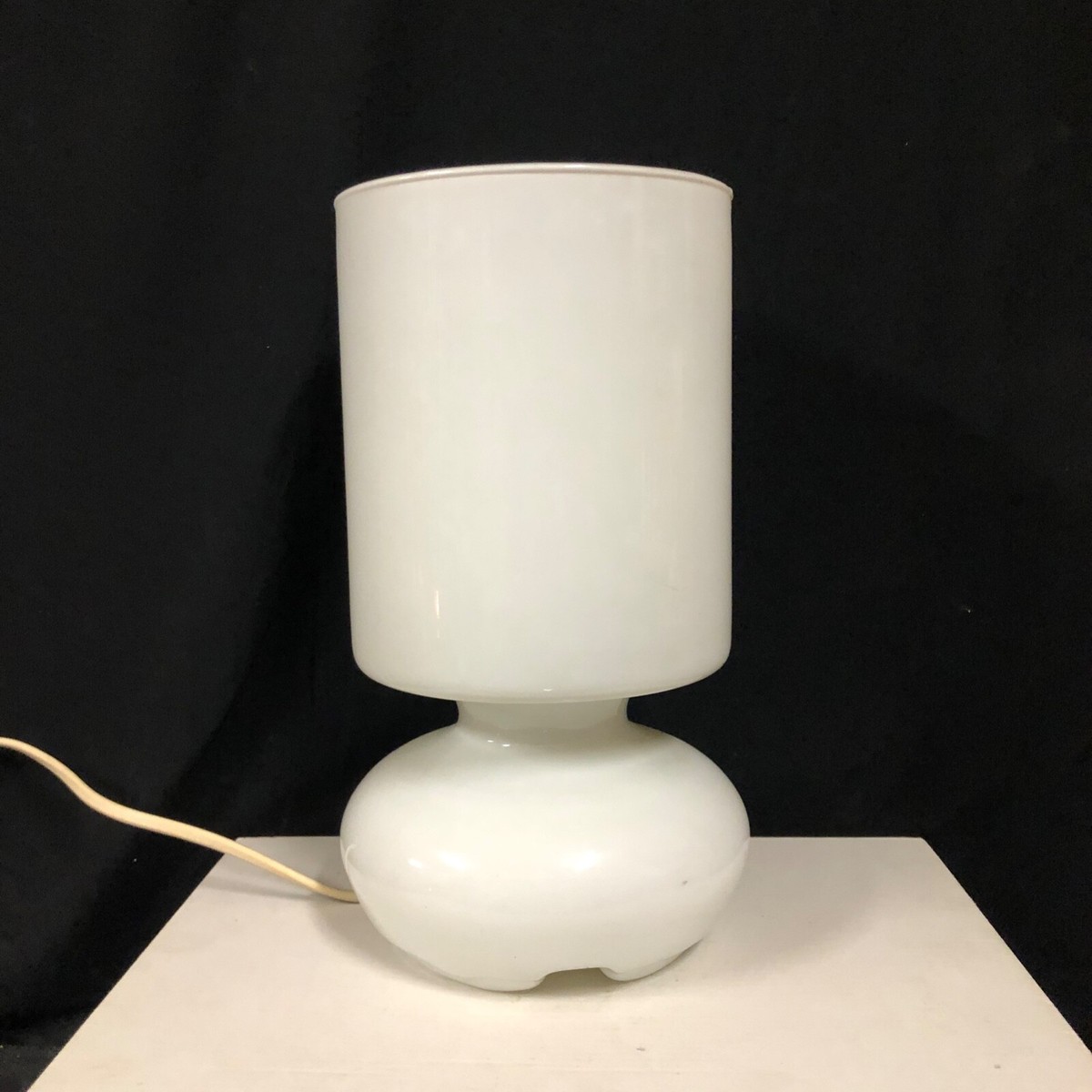 LAMPADA DA TAVOLO LIKTA IKEA IN VETRO SATINATO BIANCO ANNI '90