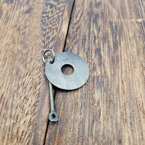 Brutalist simplistic dangle pendant‎ - image 1