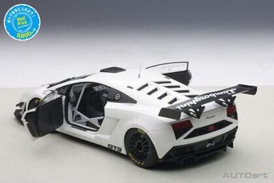 Fertiges Produkt Autoart 1/18 Lamborghini Gallardo GT3 FL2 2013 Weiß f10970