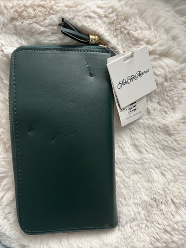 Green modern wallet, with a minor defect