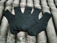 HANES BOY'S CREW SOCKS 5PAIRS  M 9-2.5 BLACK FULL CUSHION SOLE