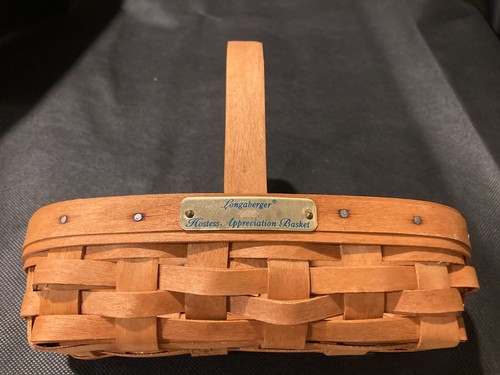 Longaberger 1994 Hostess Appreciation Basket W/ handle -mint condition not used - Picture 2 of 7
